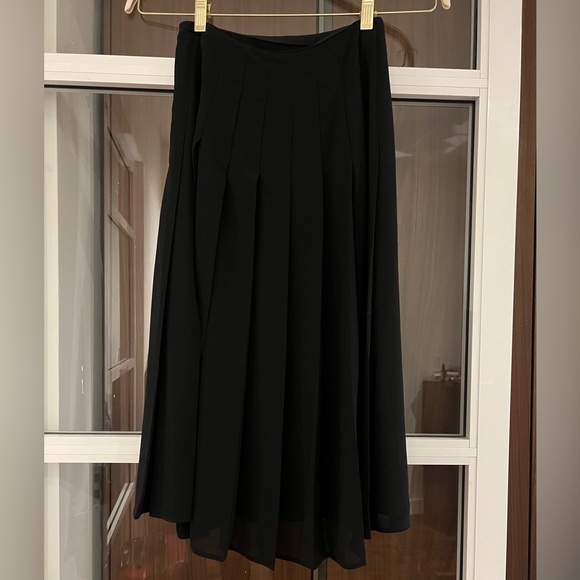 Reiss Pleated Midi Skirt in Black EU 32 US 0 - Picture 2 of 4